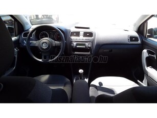 VOLKSWAGEN POLO V 1.2 70 Comfortline VezSzkönyvKlímaEspAluVonóSzervo1tul