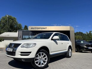 VOLKSWAGEN TOUAREG 3.0 V6 TDI FACELIFT. FRISS SZERVIZ. ÜLÉSFŰTÉS. MANUÁLIS. ELEKTROMOS ÜLÉS