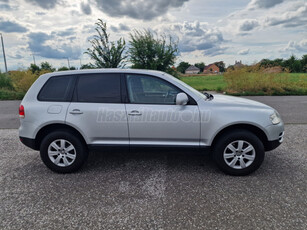 VOLKSWAGEN TOUAREG 3.2 V6