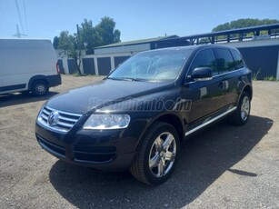 VOLKSWAGEN TOUAREG 5.0 V10 TDI Tiptronic ic +VONÓHOROG+