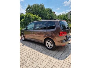 VOLKSWAGEN TOURAN 1.2 TSI Trendline BlueMotion [7 személy] 1T