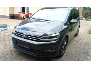 VOLKSWAGEN TOURAN 2.0 TDI BMT SCR IQ.Drive LED! VEZETÉS TÁMOGATÓ RENDSZEREK! AUTOMATA PARKOLÁS!