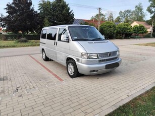 VOLKSWAGEN TRANSPORTER T4