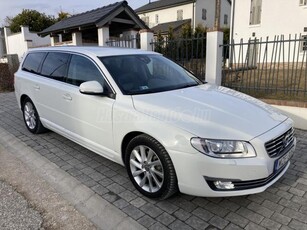 VOLVO V70 2.4 D [D4] AWD Summum Geartronic Polestar 221 le!