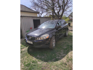 VOLVO XC60 2.0 D DRIVe Momentum