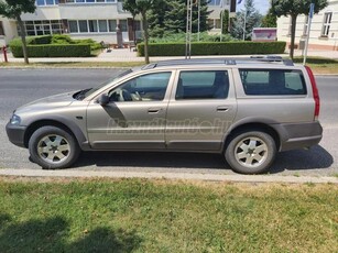 VOLVO XC70 2.4 D [D5] AWD (Automata)