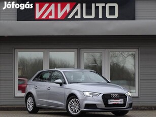 AUDI A3 Sportback 1.6 TDI Ambiente Digit-BI'Xen...