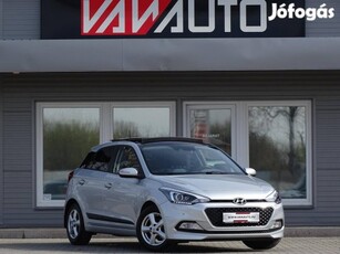 Hyundai I20 1.25i HP Panorama 1.Tulaj-52eKM-LED...