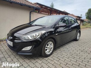 Hyundai I30 1.4 CRDi Life Végig márkaszervizben...