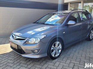 Hyundai I30 i30u 1.6 CRDi LP Comfort Garanciával!