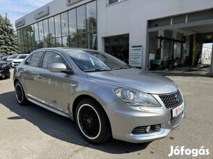 Suzuki Kizashi 2WD manuális váltós garanciával...