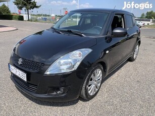 Suzuki Swift 1.2 GS AAC szervizkönyv.klíma.ülés...