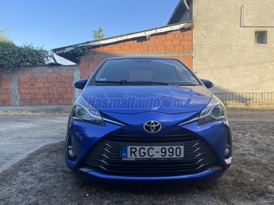 TOYOTA YARIS 1.5 Dual VVT-iE Selection Blue