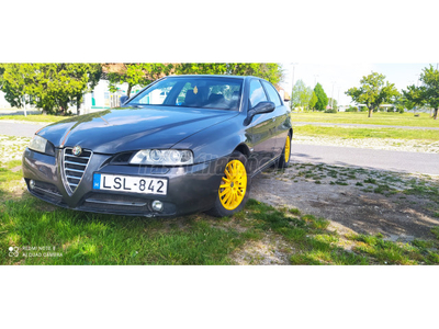 ALFA ROMEO 166 2.4 JTD 20V Distinctive