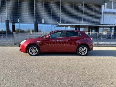 ALFA ROMEO GIULIETTA 1.4 TB Distinctive Friss műszakival!