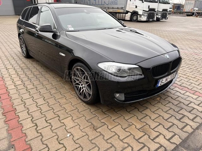 BMW 5-ÖS SOROZAT 530d Touring (Automata)