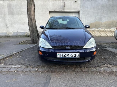 FORD FOCUS 1.6 Comfort Megkímélt. rendszeresen karbantartott