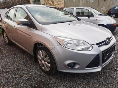 FORD FOCUS 1.6 Ti-VCT Trend