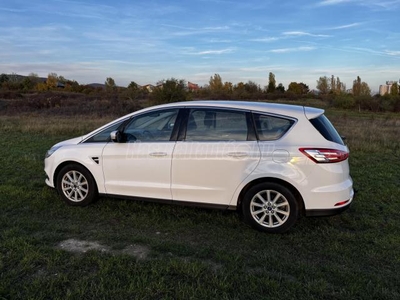 FORD S-MAX 2.0 TDCi Titanium