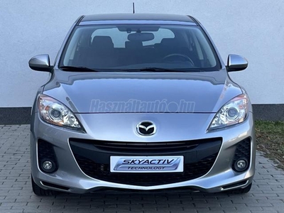 MAZDA 3 Sport 1.6 TX Plus Navi/RVM/Tempomat/Ülés-Szélvédőfűtés/Radarok/17-es Alu/Szervizkönyves