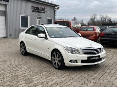 MERCEDES-BENZ C 280 4Matic Elegance (Automata) 136.000Km!NAVI/XENON/SZ.KÖNYV