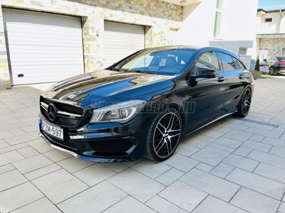 MERCEDES-BENZ CLA 250 4Matic AMG Sport 7G-DCT