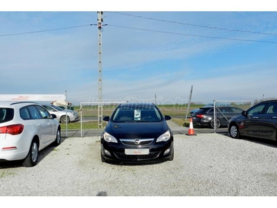 OPEL ASTRA J 1.6 Enjoy Digit klíma.Tempomat.Ülésfütés.Parkradar.Szervizmúlt