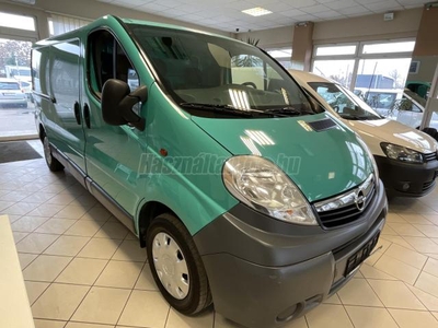 OPEL VIVARO 2.0 CDTI DC L2H1 2.9t végig vezetett szerv.könyv. hosszított kivitel