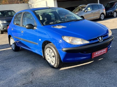 PEUGEOT 206 1.1 Presence Magyarországi 1tulaj Tempomat 2elablak