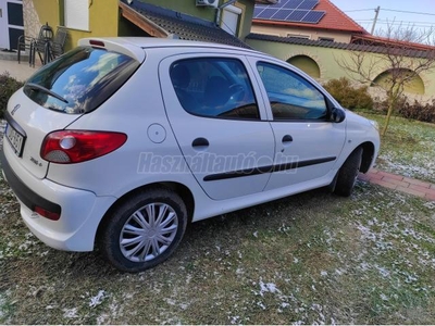 PEUGEOT 206+ 1.1 Urban