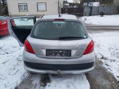 PEUGEOT 207 1.4 16V Trendy