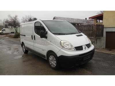 RENAULT TRAFIC 2.5 dCi L1H1 Authentique KARBANTARTOTT.JÓ ÁLLAPOTÚ!KLÍMÁS!