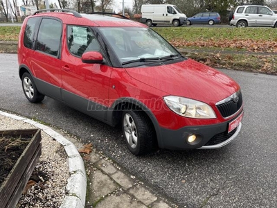 SKODA ROOMSTER 1.6 CR TDi Scout FRISS MŰSZAKI! 1 TULAJ! V.HOROG! ALUF! K.M GARANCIA! ÜVEG TETŐ! D.KLÍMA!