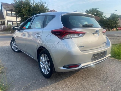 TOYOTA AURIS 1.8 HSD Active Trend+ (Automata) Friss műszaki vizsgával. sérülésmentes állapotban!