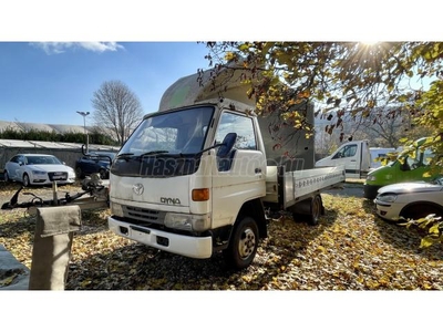 TOYOTA DYNA 2.8 D 150 / Plató hossza 4.4m / P20 LEDFAL