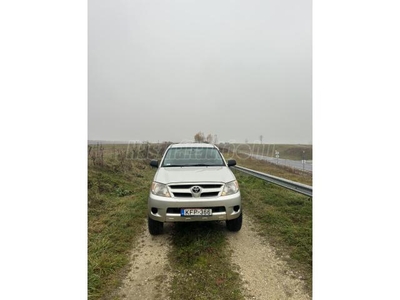 TOYOTA HI LUX Hilux 2.5 D-4D 4x4 Double SR