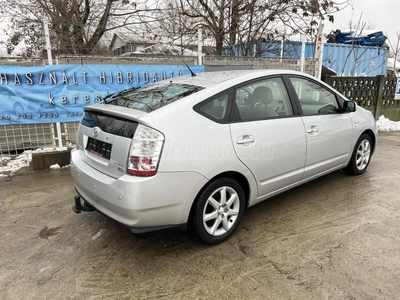 TOYOTA PRIUS 1.5 HSD (Automata) 2007 - smart - jbl hifi - navi - tolatóradar - horog(kerékpár szállításhoz)