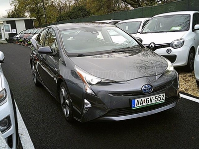 TOYOTA PRIUS 1.8 HSD Executive (Automata) SZ.KÖNYV 4XÜ.FŰTÉS KAMERA+RADAR HEAD-UP BŐR JBL!