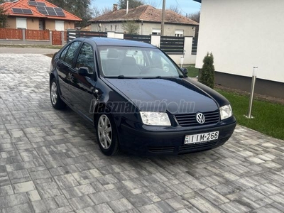 VOLKSWAGEN BORA 1.6 Comfortline Friss műszaki.Rozsdamentes állapot!