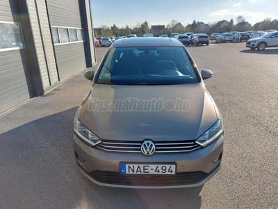 VOLKSWAGEN GOLF SPORTSVAN 1.6 TDI Comfortline