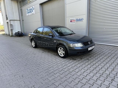 VOLKSWAGEN PASSAT 1.9 PD TDI Comfortline Friss szervíz!23 éve a családban!