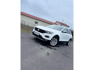 VOLKSWAGEN T-ROC 1.5 TSI ACT Style