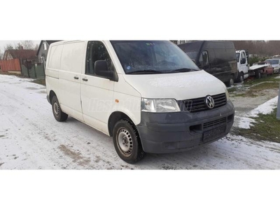 VOLKSWAGEN TRANSPORTER T5 1.9 TDI California Trendline