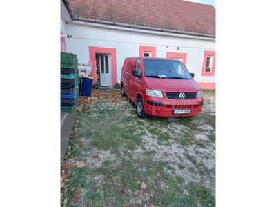 VOLKSWAGEN TRANSPORTER T5 1.9 TDI ICE cserélhető