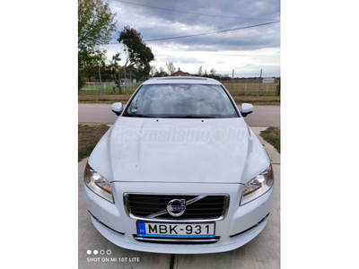 VOLVO S80 2.5 T Summum