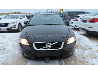 VOLVO V50 1.6 D [D2] Business Pro megvigyázott. valós km-rel