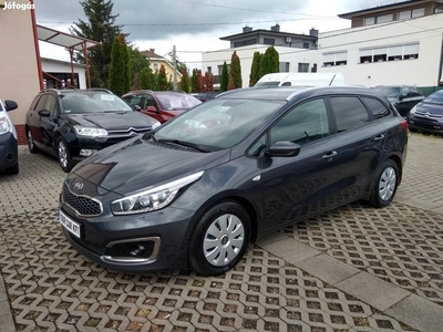 KIA CEE'D SW 1.6 CRDI Bronze Kormány És Ülésfűtés!