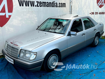 MERCEDES-BENZ E-osztály