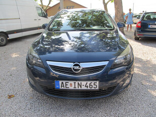 Eladó Opel Astra - Astra J