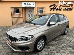 Fiat Tipo 1.4 16V Easy Szervizkönyv! EURO 6